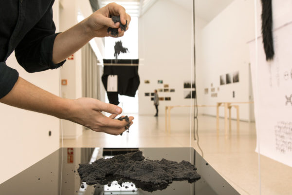 kmes_time-to-sync-or-swim_installationsansicht3